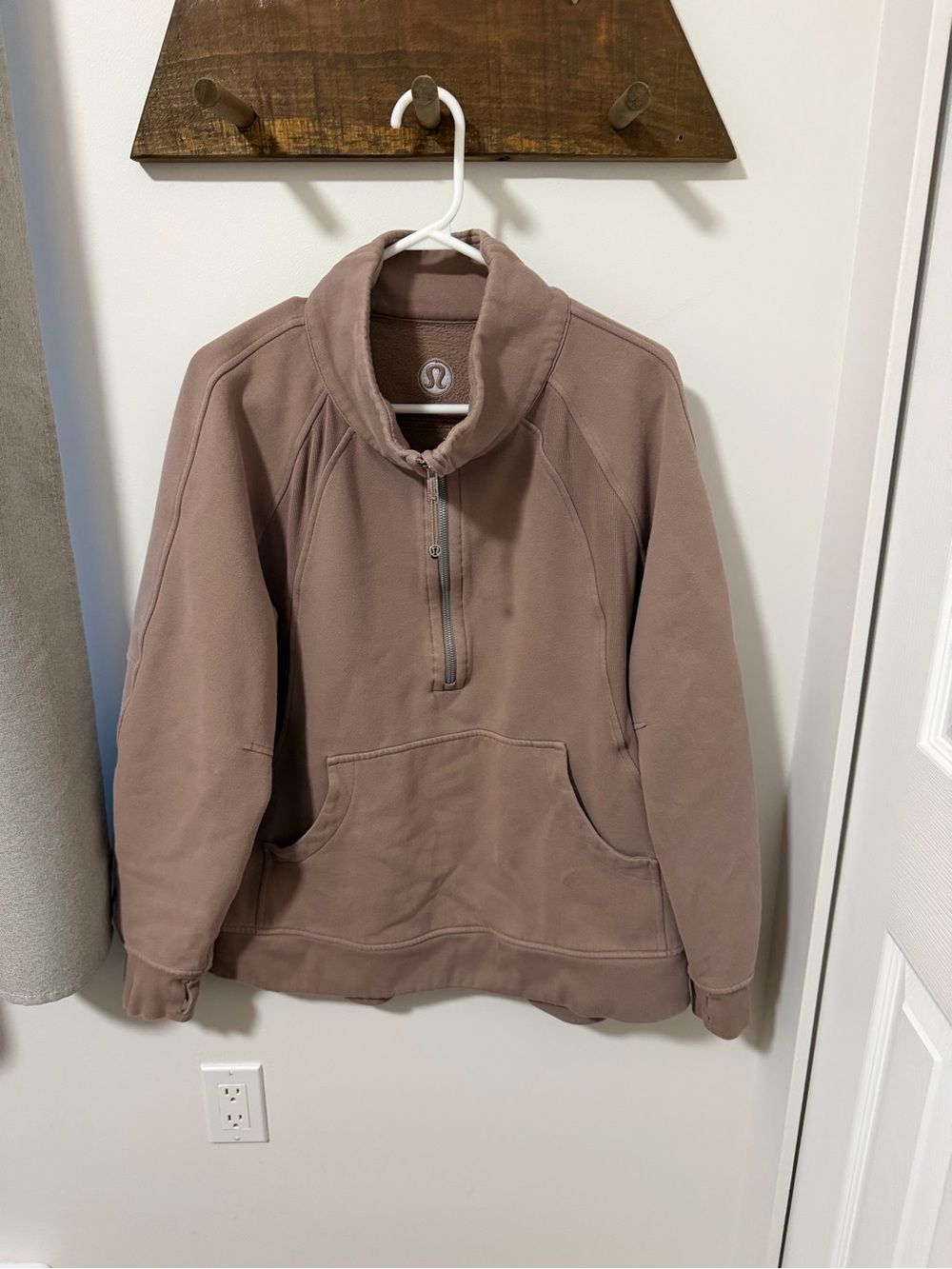 Women’s Lululemon Scuba Quarter Zip